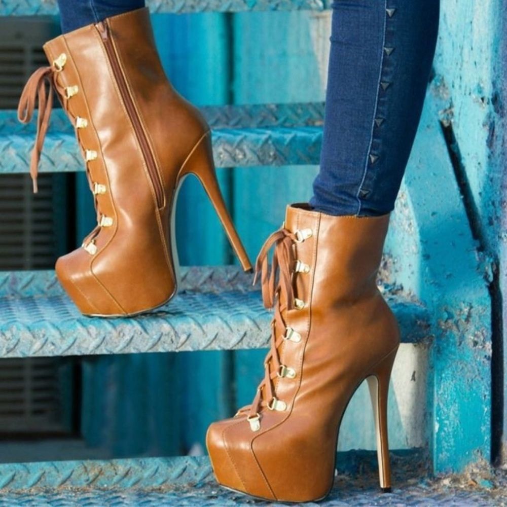 🧜🏽‍♀️Mix & Match 3/$180🧜🏽‍♀️ “Dita” Bootie by Scene
